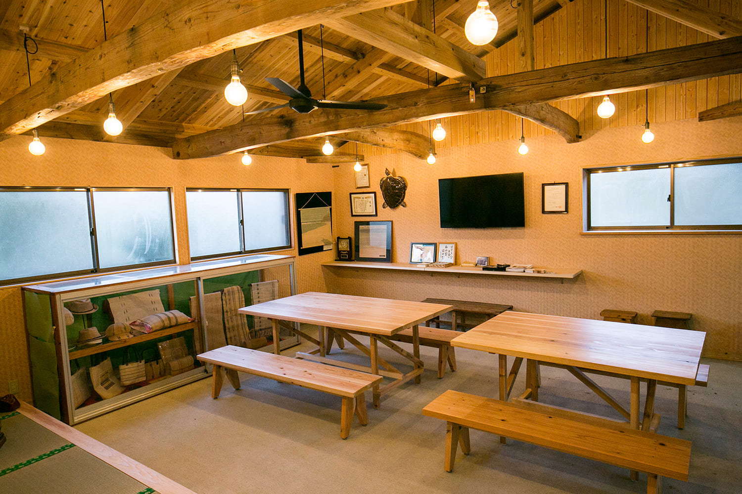 沖永良部芭蕉布工房内観