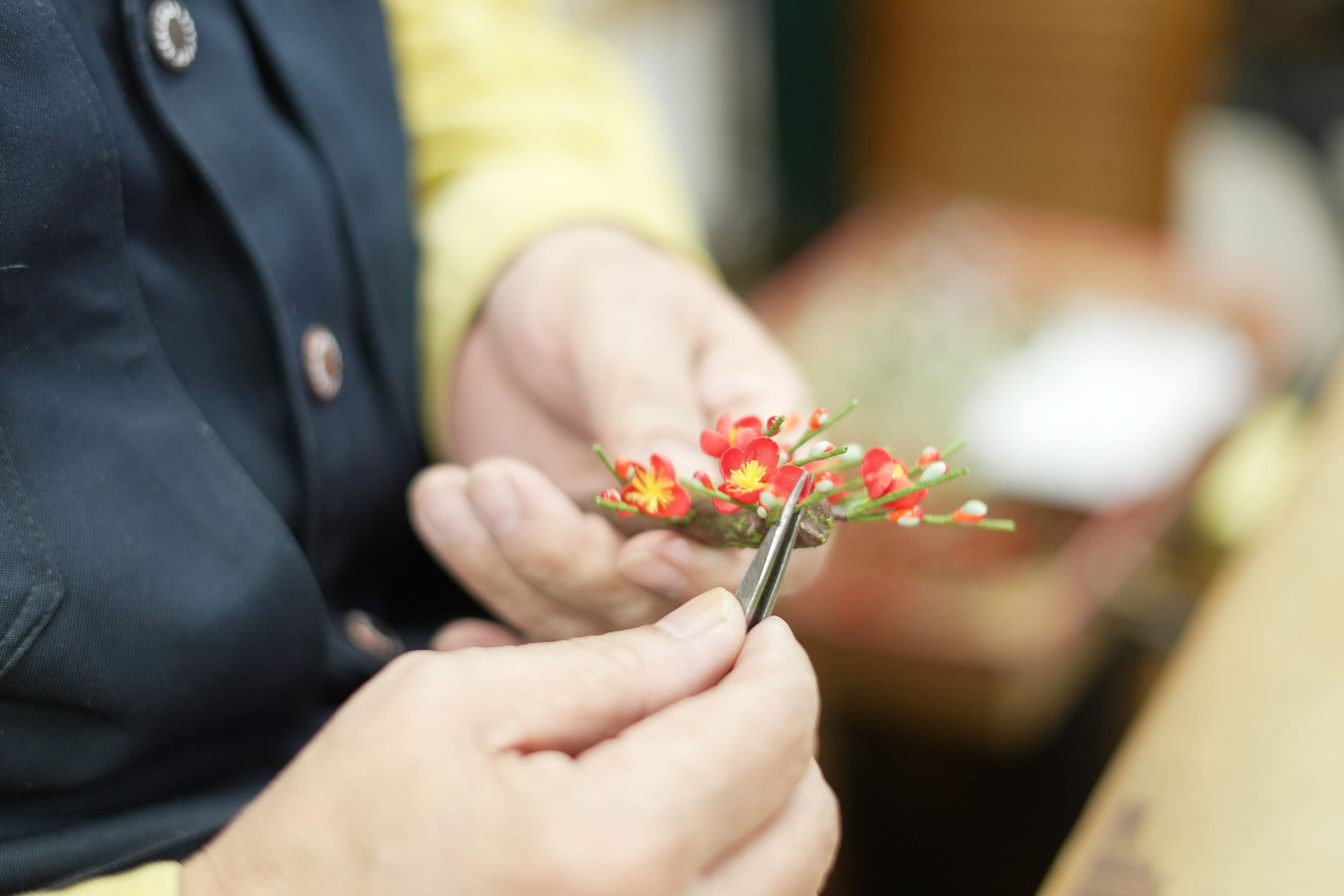 雛人形や五月人形などの節句人形と共に飾られる、小さくも可憐な造花